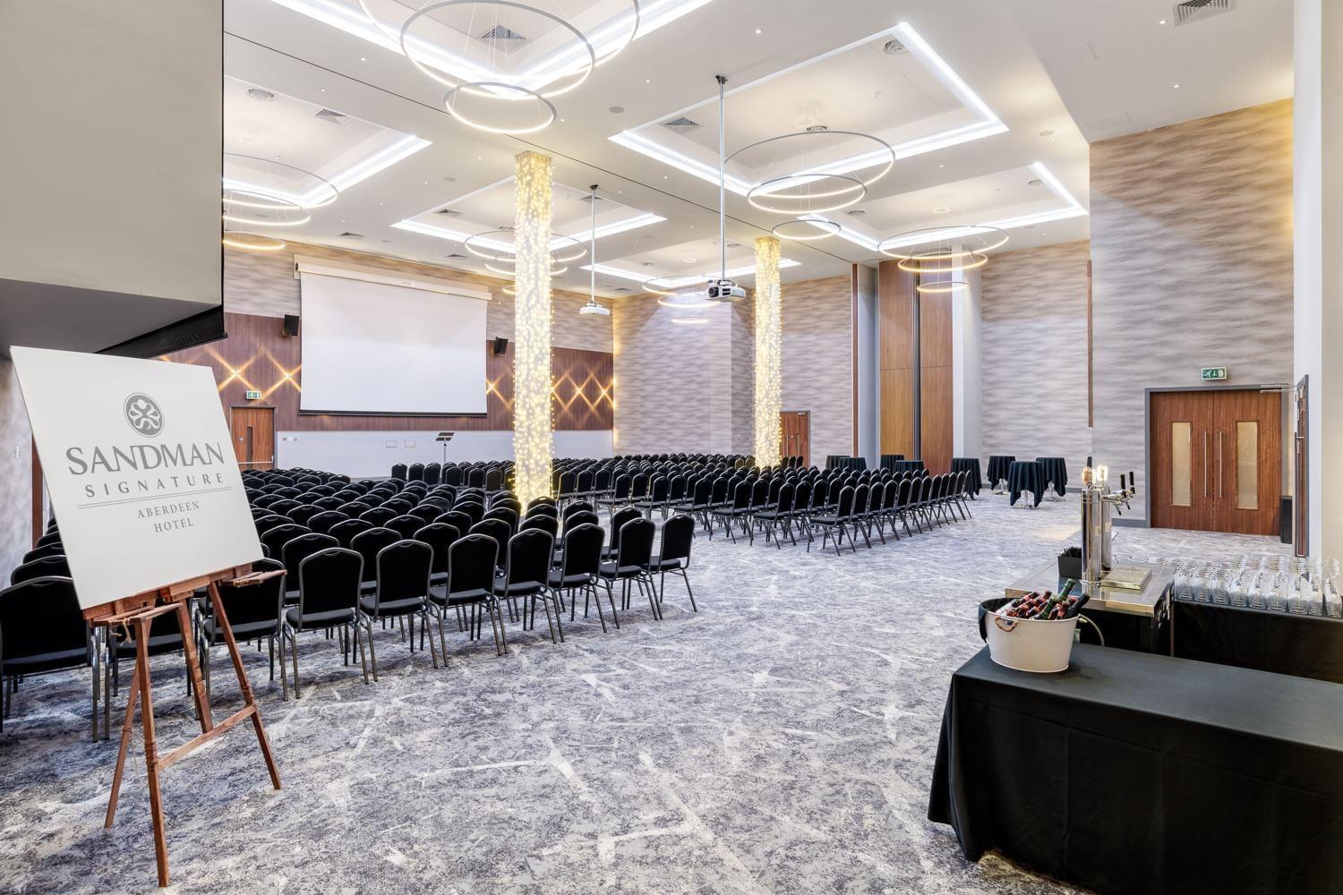 Sandman Signature Aberdeen Hotel & Spa Dış mekan fotoğraf