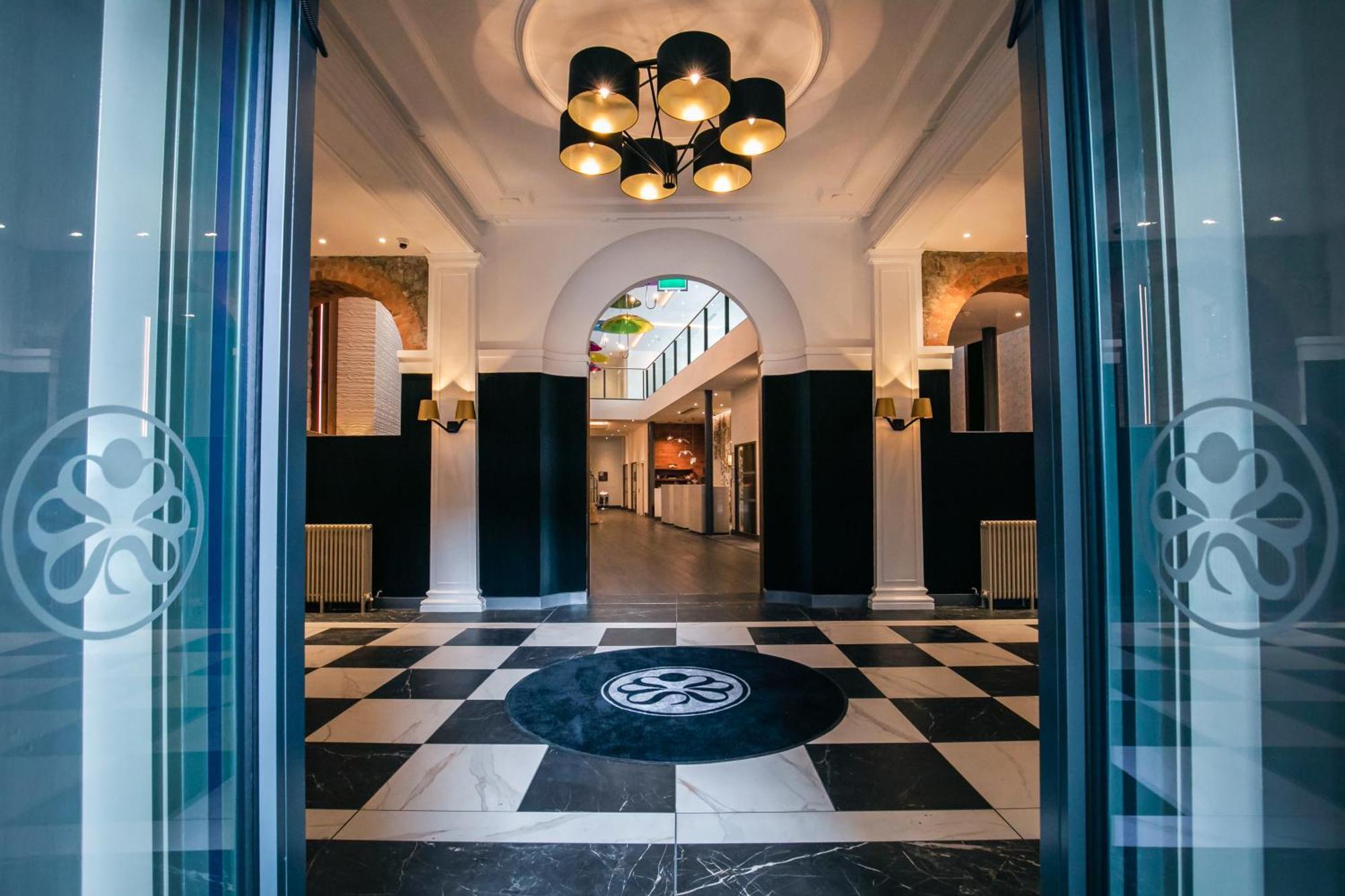 Sandman Signature Aberdeen Hotel & Spa Dış mekan fotoğraf